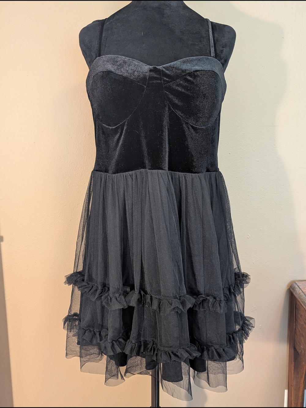 Trixxi Black Velvet Bustier & Tulle Mini Dress. Homecoming. Goth. Sz XL.
